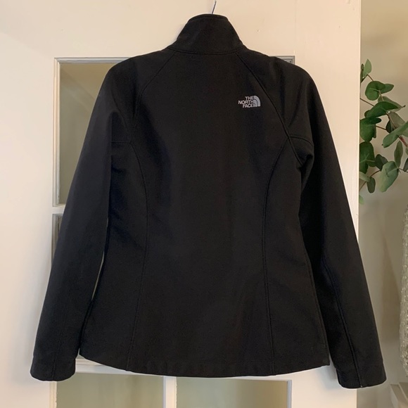 The North Face Full Zip Women’s Soft Shell Zip-Up Jacket (Size S) - Picture 3 of 9